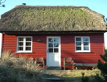Vakantiehuis "Jon" - 400m from the sea