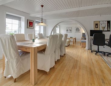 Vakantiehuis "Lokke" - 19km from the sea