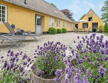 Vakantiehuis "Ilsa" - 9.8km from the sea