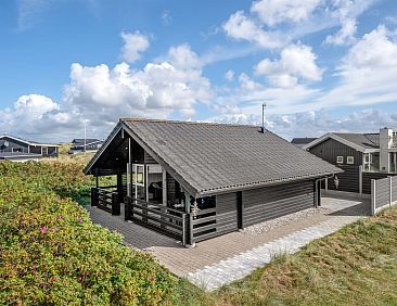 Vakantiehuis "Georg" - 200m from the sea