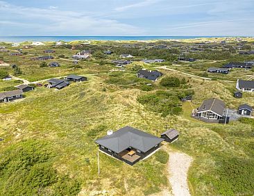 Vakantiehuis "Iken" - 500m from the sea