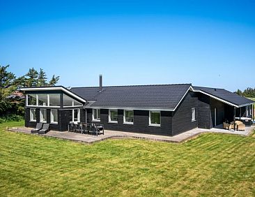 Vakantiehuis "Germund" - 770m from the sea