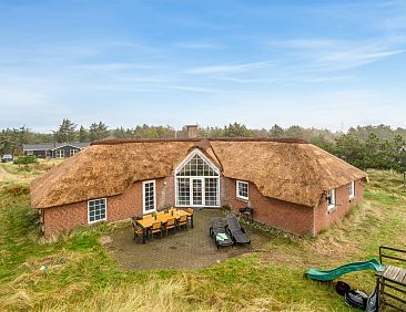 Vakantiehuis "Edlef" - 800m from the sea