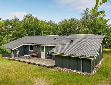 Vakantiehuis "Fredger" - 1.8km from the sea