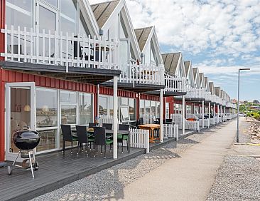 Vakantiehuis &quot;Eija&quot; - 5m from the sea