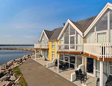 Vakantiehuis "Fridhild" - 10m from the sea