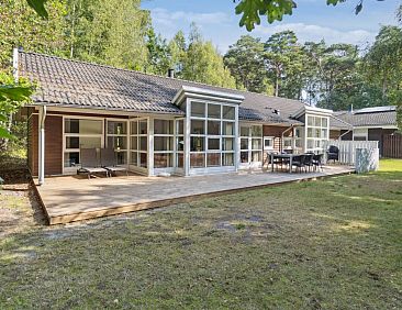 Vakantiehuis "Dorit" - 600m from the sea