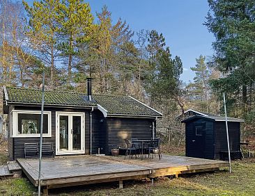 Vakantiehuis "Ermelina" - 150m from the sea