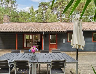 Vakantiehuis &quot;Clementine&quot; - 1.2km from the sea