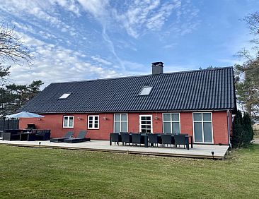 Vakantiehuis "Jerg" - 1km from the sea