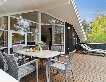 Vakantiehuis &quot;Gertruda&quot; - 220m from the sea