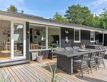 Vakantiehuis "Essi" - 300m from the sea