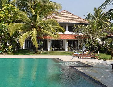 Vakantiehuis Strandvilla Margareta mit Pool