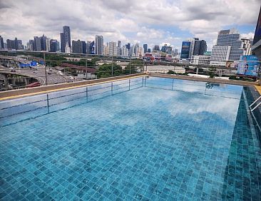 Interchange Tower Serviced Apartment - SHA Extra Plus