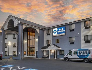 Best Western Airport Inn Warwick