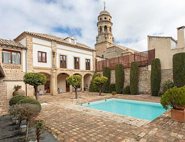 Hotel Puerta de la Luna