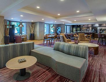 Courtyard Knoxville Cedar Bluff