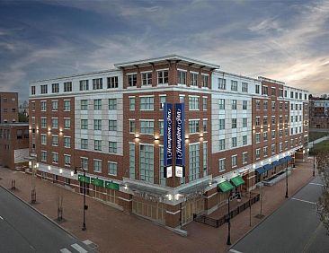 Hampton Inn Portland Downtown Waterfront