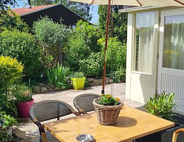 Vakantiehuis Wunderschönes Haus mit Pool, Garten und Grill