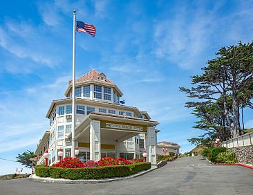Pacifica Beach Hotel