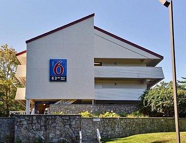 Motel 6-Nashua, NH - South