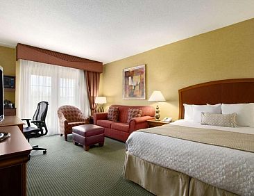 Embassy Suites Greensboro Airport