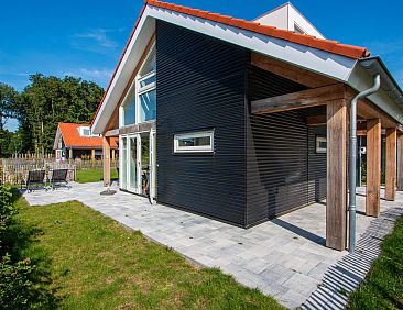 Vakantiehuis Zonnedorp 20, "Beach Kamp"