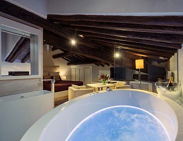 Gigli D'Oro Suite