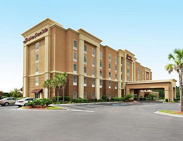 Hampton Inn &amp; Suites Brunswick