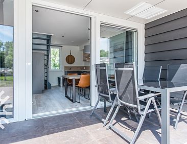 Mooie 4-persoons vakantiewoning met terras in Aagtekerke,