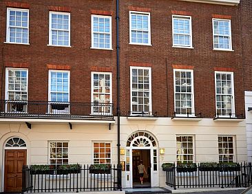9 Hertford Street
