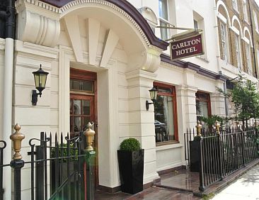 Carlton Hotel