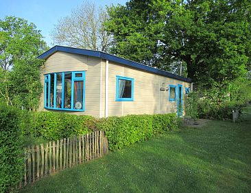 Appartement Gemütliches Mobilheim mit 3 Schlafzimmern