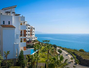 Olée Nerja Holiday Rentals by Fuerte Group