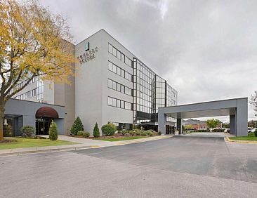 Embassy Suites by Hilton Milwaukee Brookfield