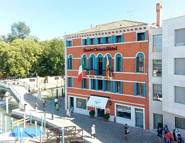 Hotel Santa Chiara