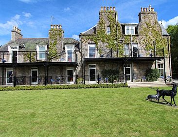 Loch Kinord Hotel