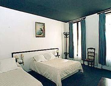 Avenir Hotel